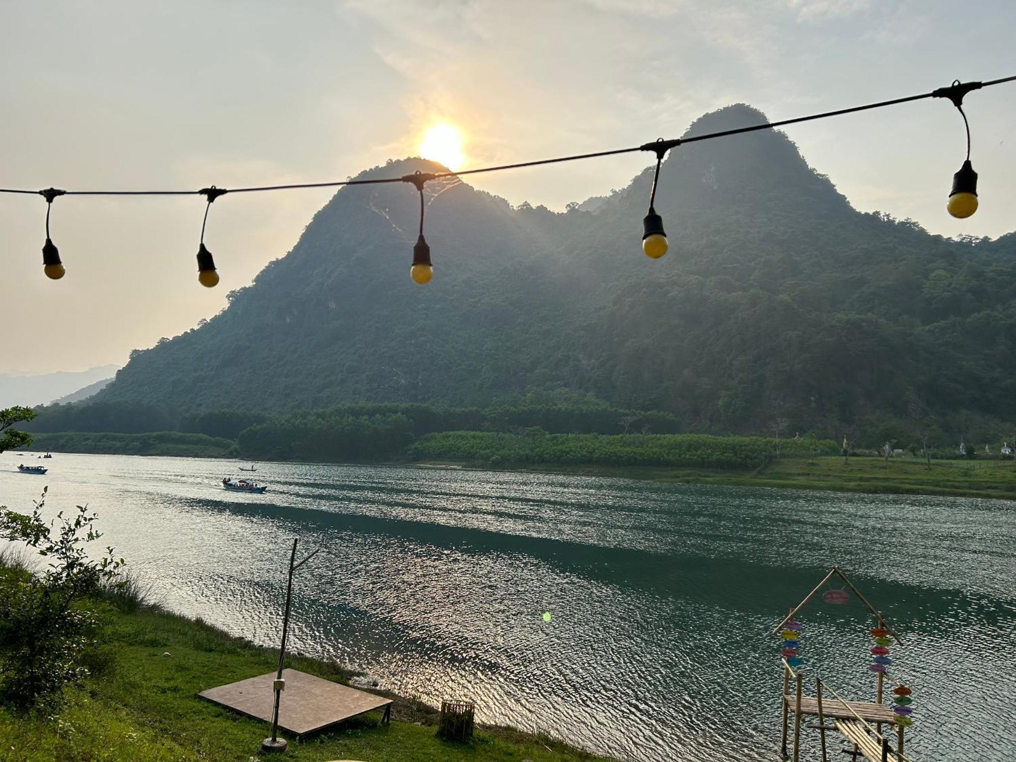 Son River House Phong Nha Zewnętrze zdjęcie
