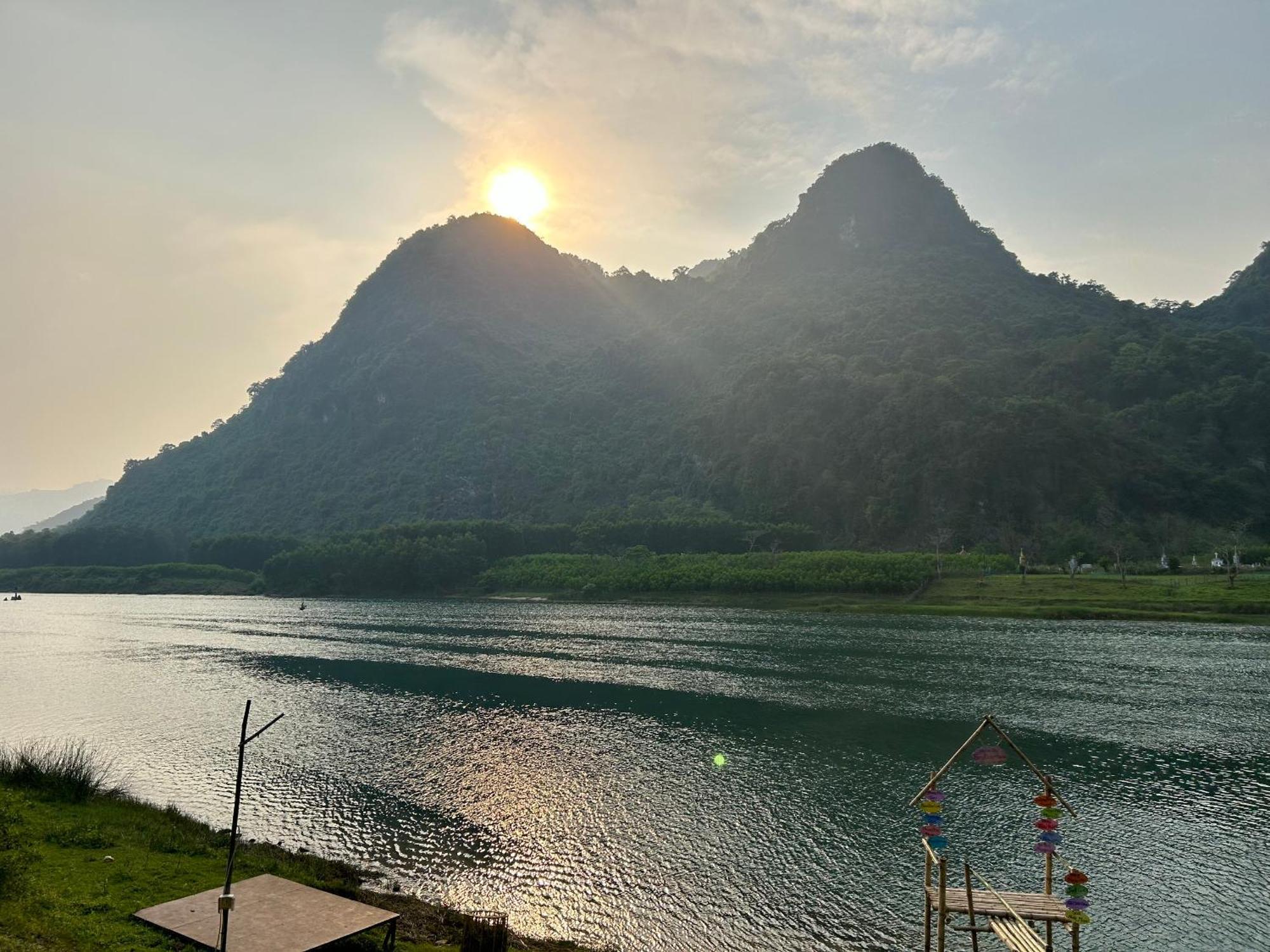 Son River House Phong Nha Zewnętrze zdjęcie