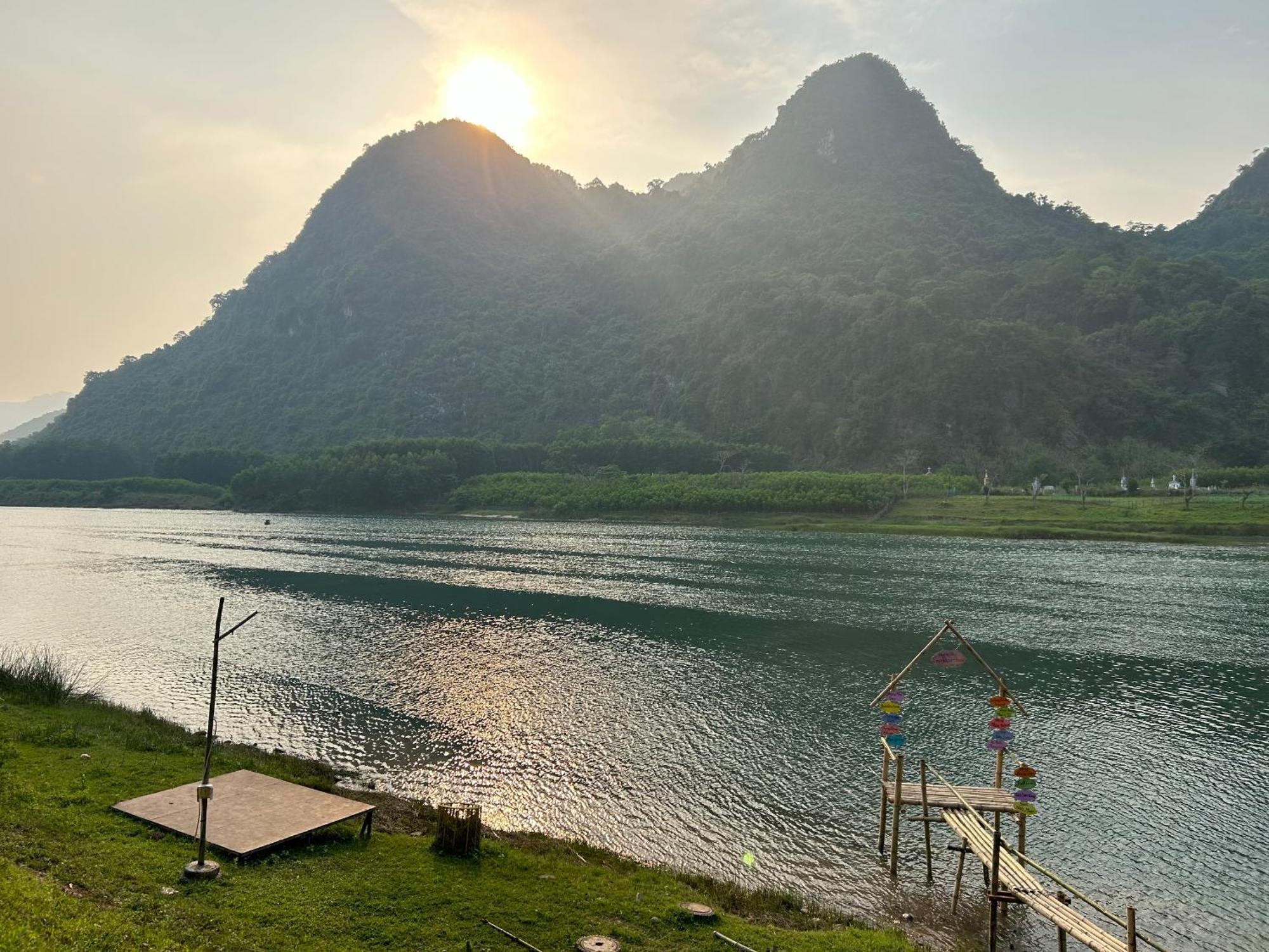 Son River House Phong Nha Zewnętrze zdjęcie