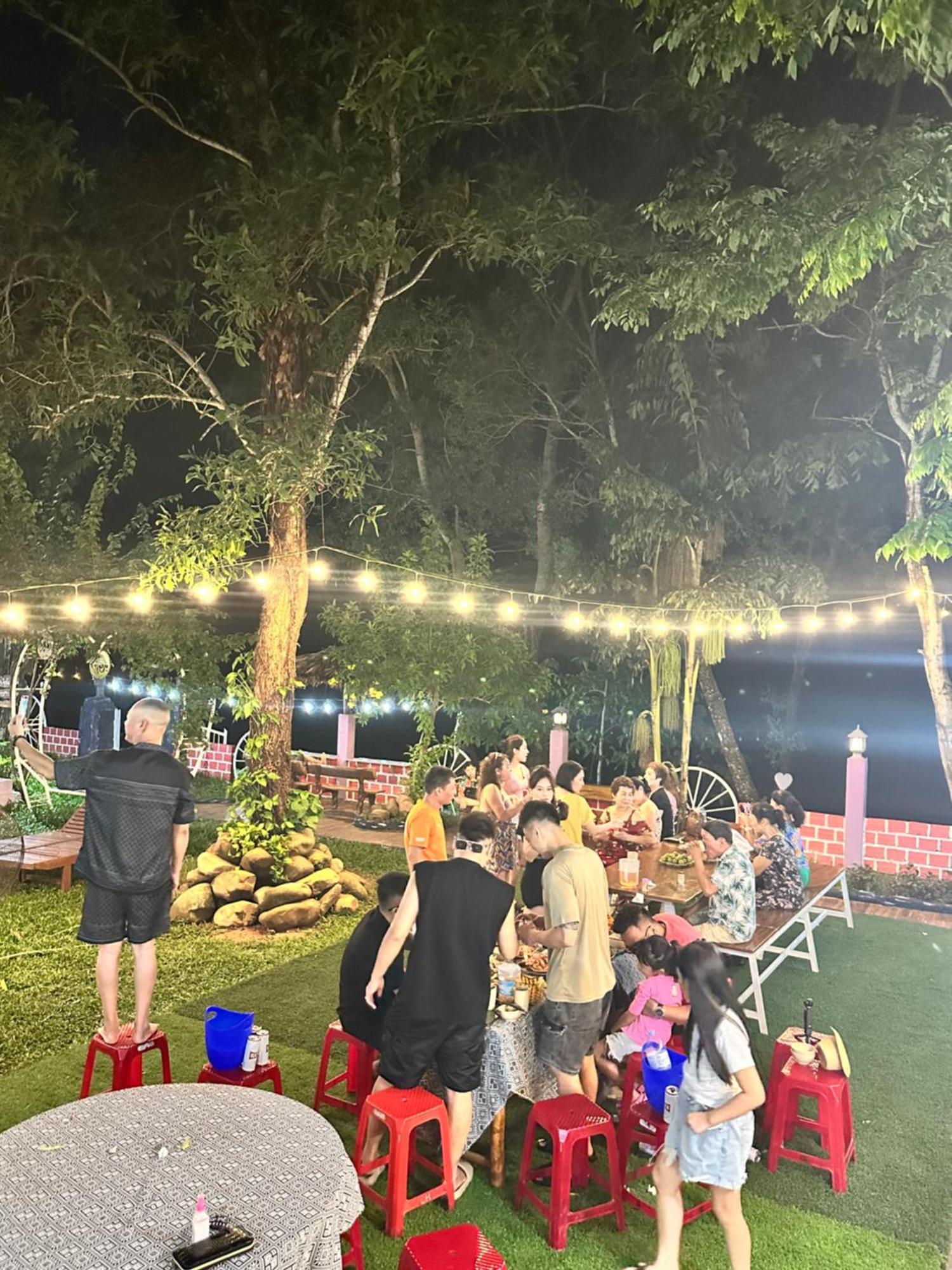 Son River House Phong Nha Zewnętrze zdjęcie