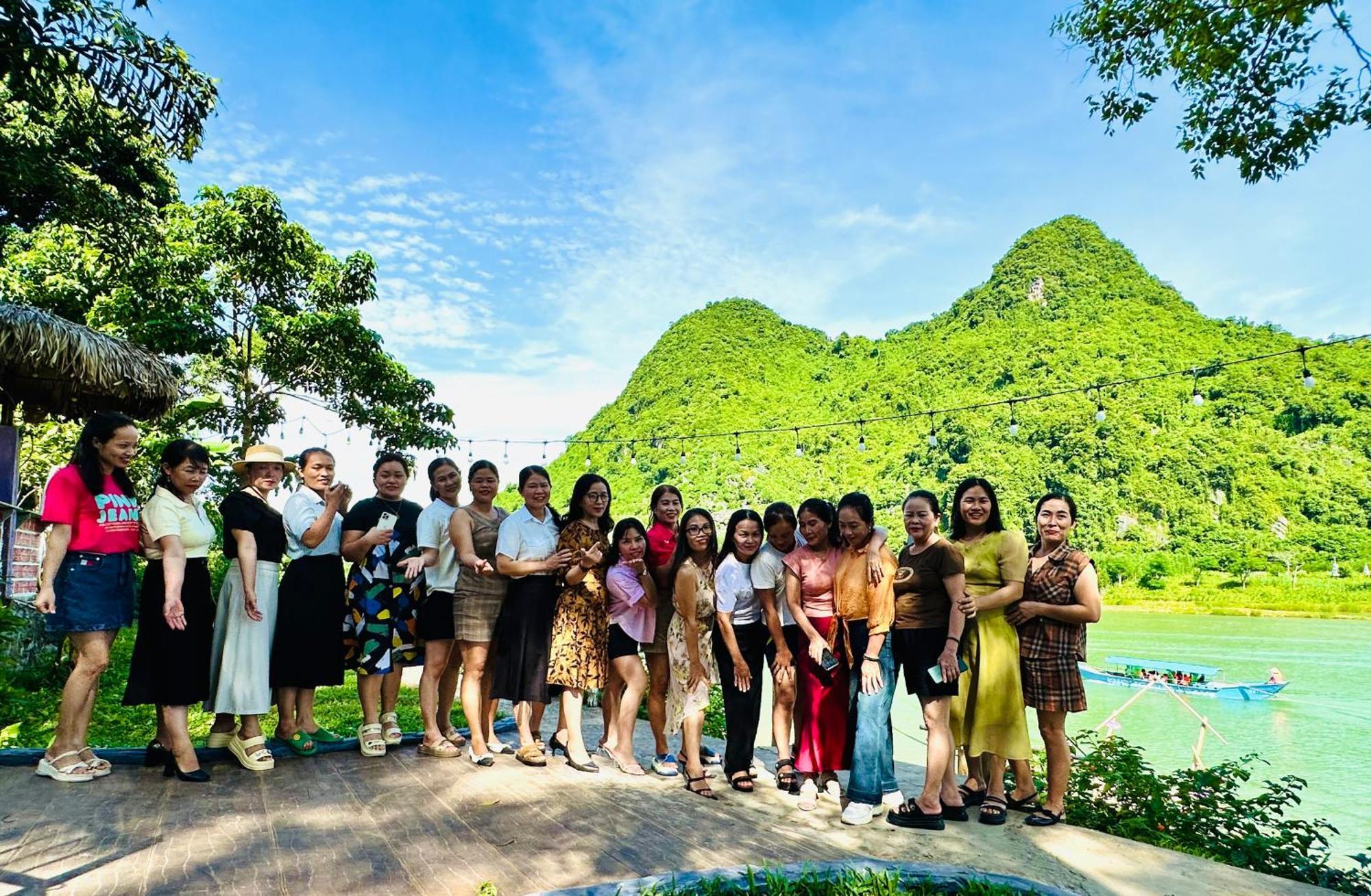 Son River House Phong Nha Zewnętrze zdjęcie